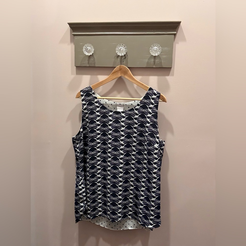 Chico's Navy & White Pattern Reversible Blouse (Chico's size 2/Women's size 12)